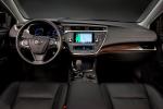 Toyota Avalon 2013 года